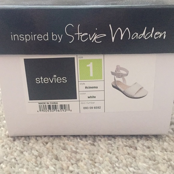 Steve Madden Shoes - Little Girls Stevies White Sandals